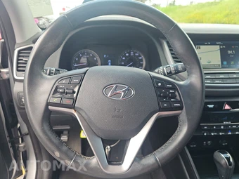2018 Hyundai Tucson SEL Plus – miniatura 10