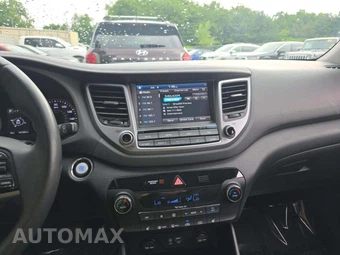 2018 Hyundai Tucson SEL Plus – miniatura 10