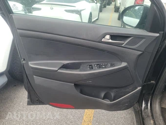 2018 Hyundai Tucson SEL Plus – miniatura 9