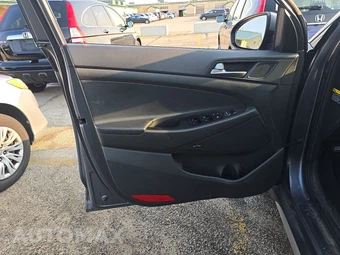 2018 Hyundai Tucson SEL Plus – miniatura 15