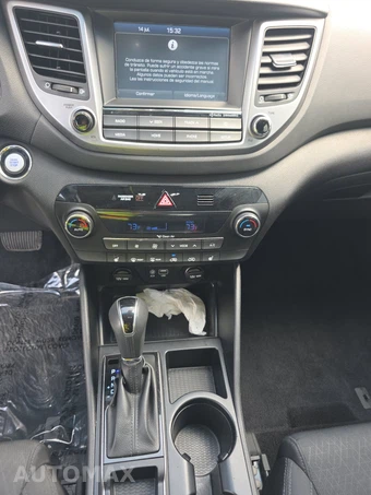 2018 Hyundai Tucson Value – miniatura 11
