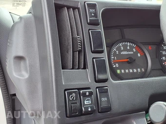 2018 Isuzu NPR - miniatura 25