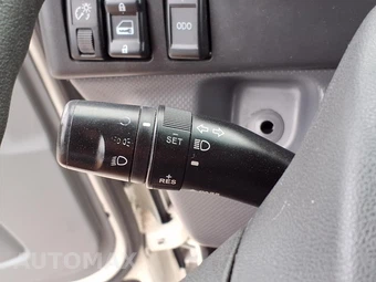 2018 Isuzu NPR - miniatura 28