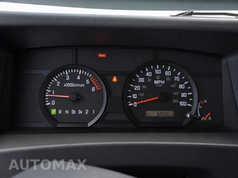 2018 Isuzu NPR HD Base Low Tilt - miniatura 8