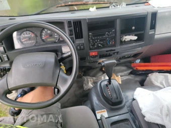2018 Isuzu NPR HD Base Low Tilt - miniatura 11