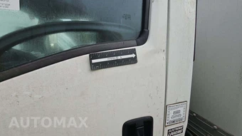 2018 Isuzu NPR HD Base Low Tilt - miniatura 17