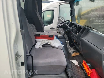2018 Isuzu NPR HD Base Low Tilt - miniatura 8