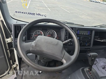 2018 Isuzu NPR XD Base Low Tilt – miniatura 10