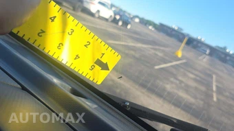 2018 Isuzu NPR XD Base Low Tilt – miniatura 32