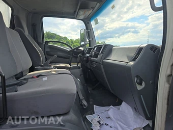 2018 Isuzu NPR XD Base Low Tilt – miniatura 8