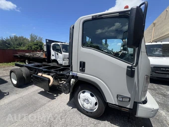 2018 Isuzu NRR Base — car from the USA, Manheim Buy-Now listing at AUTOMAX