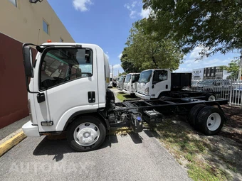 2018 Isuzu NRR Base — car from the USA, Manheim Buy-Now listing at AUTOMAX
