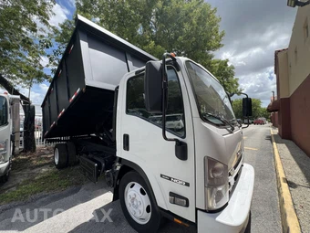 2018 Isuzu NRR Base – miniatura 37