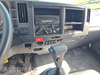2018 Isuzu NRR Base Low Tilt – miniatura 10