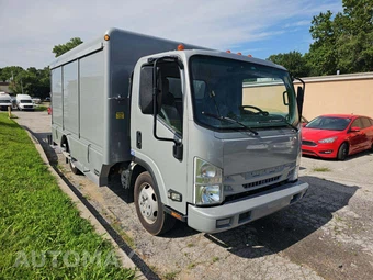 2018 Isuzu NRR Base Low Tilt – miniatura 4