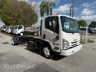 2018 Isuzu NRR – miniatura 4