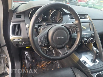 2018 Jaguar E-PACE S – miniatura 10