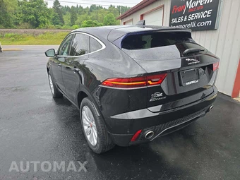 2018 Jaguar E-PACE SE – miniatura 2