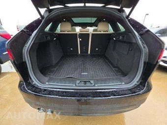 2018 Jaguar F-PACE Premium – miniatura 14