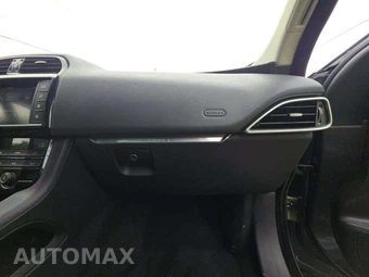 2018 Jaguar F-PACE Premium – miniatura 16
