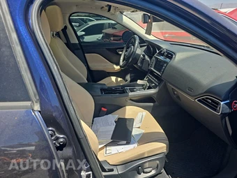2018 Jaguar F-PACE Premium - miniatura 8