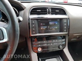 2018 Jaguar F-PACE Prestige – miniatura 11