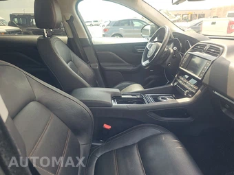 2018 Jaguar F-PACE Prestige - miniatura 8