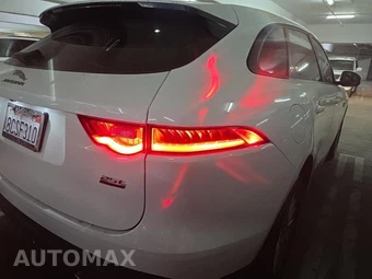 2018 Jaguar F-PACE - miniatura 4