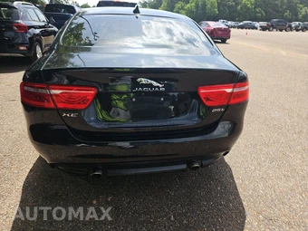 2018 Jaguar XE 25t Premium – miniatura 5