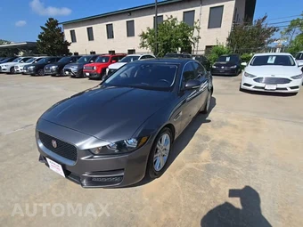 2018 Jaguar XE 25t Premium