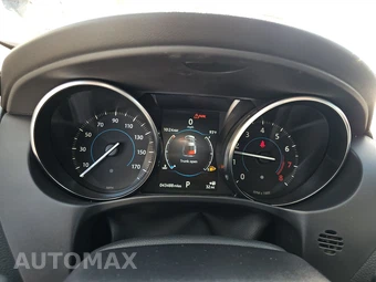 2018 Jaguar XE 25t Premium – miniatura 12