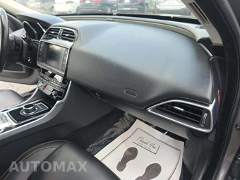 2018 Jaguar XE 25t Prestige – miniatura 19