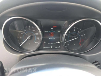2018 Jaguar XE 25t Prestige – miniatura 9