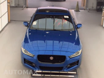 2018 Jaguar XE 25t R-Sport – miniatura 2