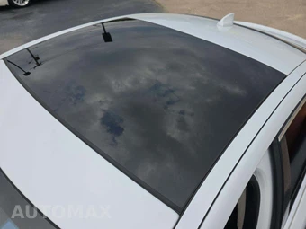 2018 Jaguar XE Portfolio – miniatura 12