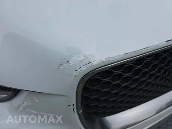 2018 Jaguar XE Portfolio – miniatura 21