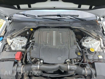 2018 Jaguar XE Portfolio – miniatura 23