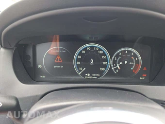 2018 Jaguar XE Portfolio – miniatura 9