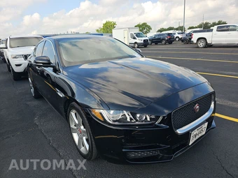 2018 Jaguar XE Premium – miniatura 3