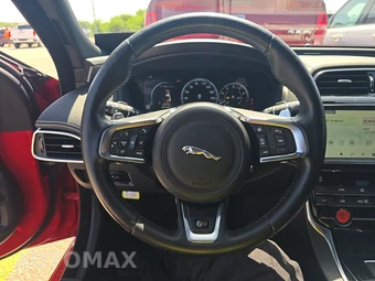 2018 Jaguar XE S – miniatura 10