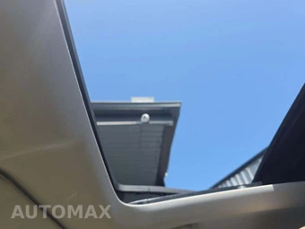 2018 Jaguar XF 25t Premium Sedan – miniatura 11