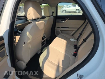 2018 Jaguar XF 25t Premium Sedan – miniatura 13