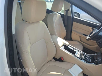 2018 Jaguar XF 25t Premium Sedan – miniatura 8