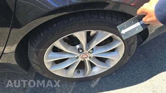 2018 Jaguar XF Premium Sedan – miniatura 35