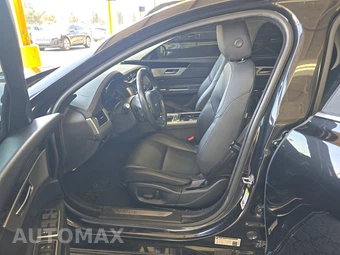 2018 Jaguar XF Premium Sedan – miniatura 7