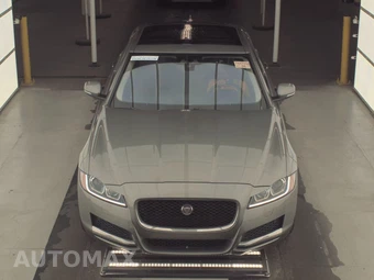 2018 Jaguar XF Prestige Sedan – miniatura 2