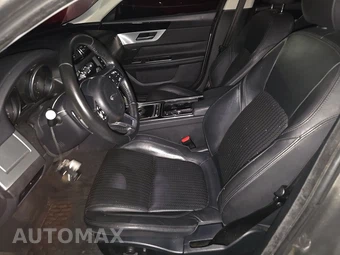 2018 Jaguar XF Prestige Sedan – miniatura 7