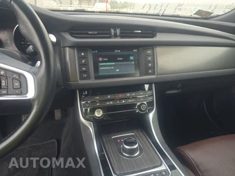 2018 Jaguar XF Sportbrake S Wagon - miniatura 11