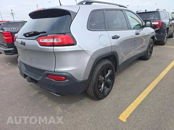 2018 Jeep Cherokee Altitude - miniatura 3