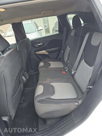 2018 Jeep Cherokee Latitude – miniatura 13